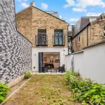 Stylish Beauty Ground Floor 1Br 1Ba Private Garden