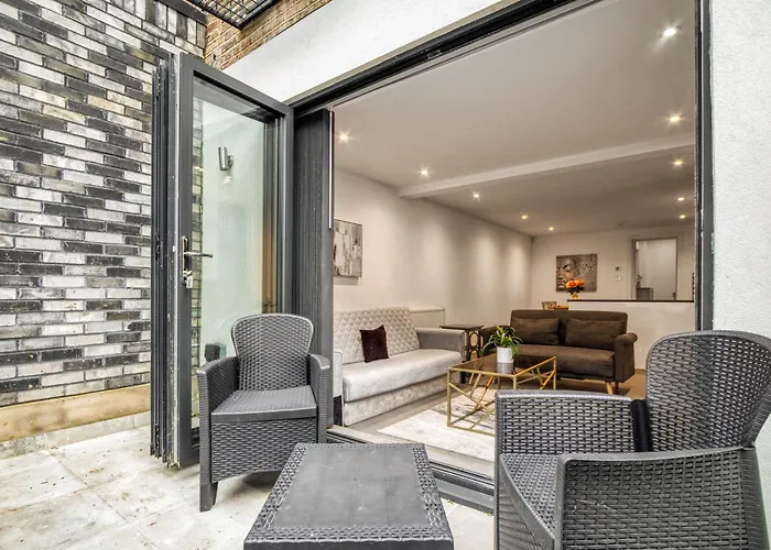 Stylish Beauty Ground Floor 1Br 1Ba Private Garden