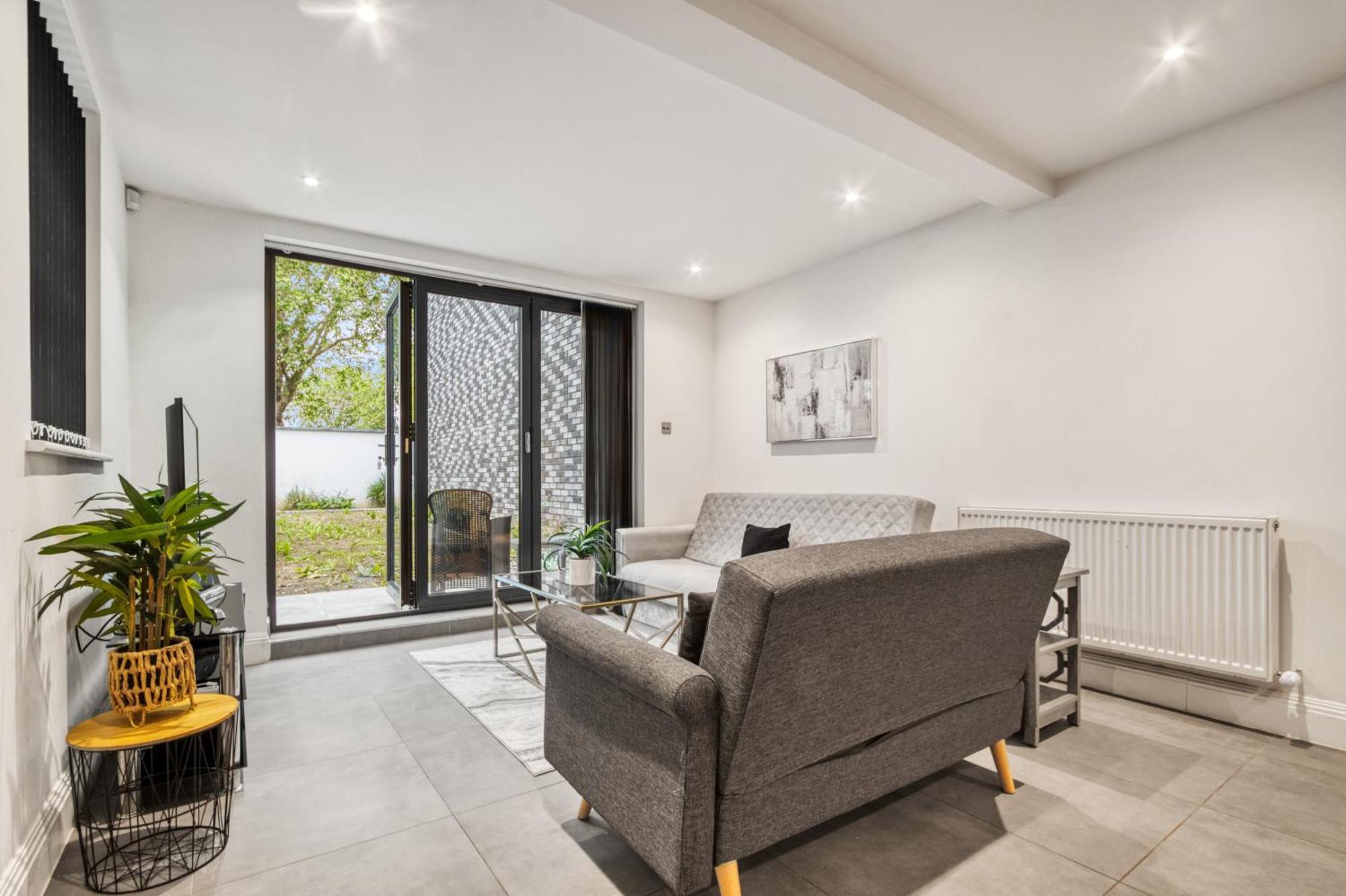Stylish Beauty Ground Floor 1br 1ba Private Garden Londra