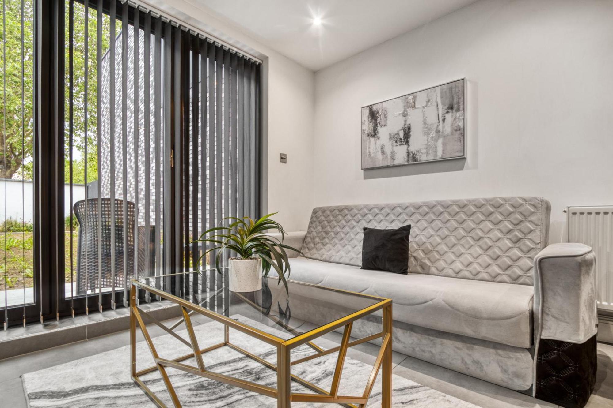 Stylish Beauty Ground Floor 1br 1ba Private Garden * Londra